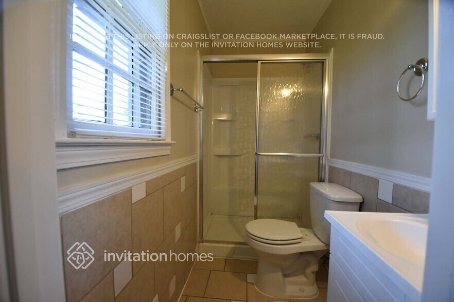 Building Photo - 4412 Bryant Dr SW