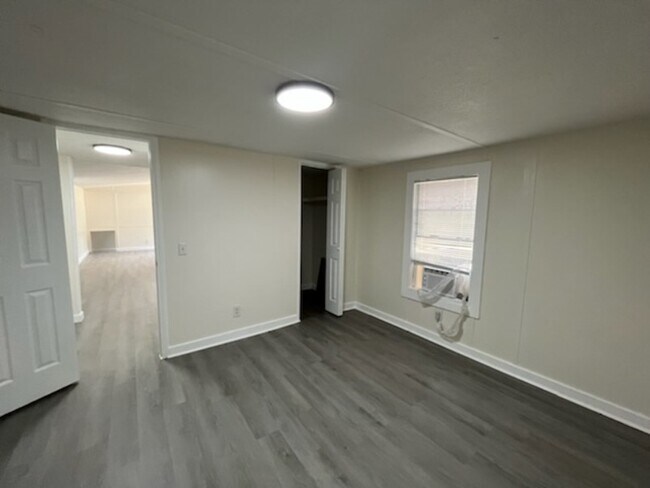 Building Photo - 678 Denton Blvd NW