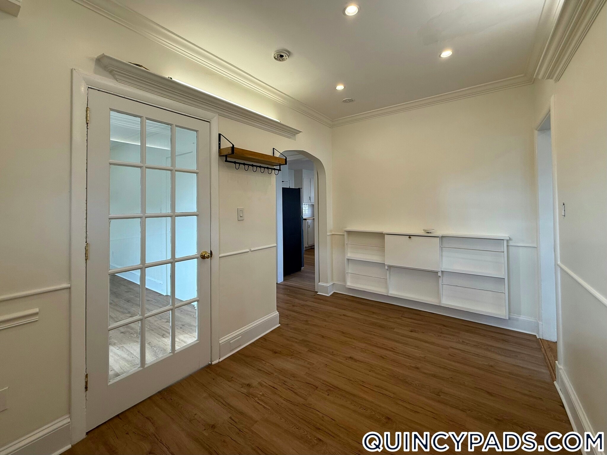 Building Photo - 522 Hancock St