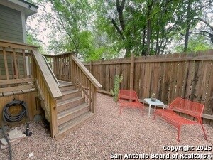 Building Photo - 211 Gibson