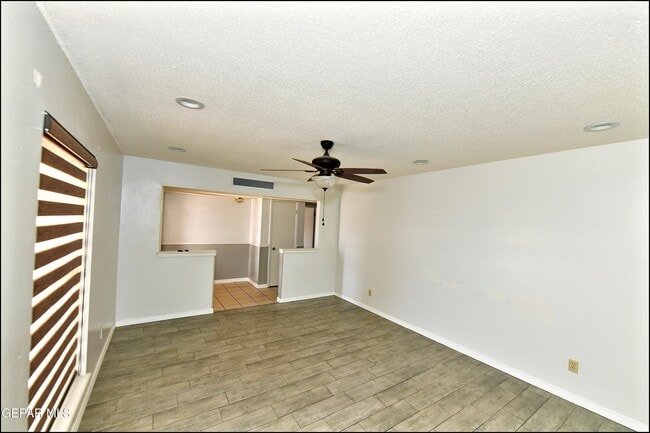 Building Photo - 9125 W H Burges Dr