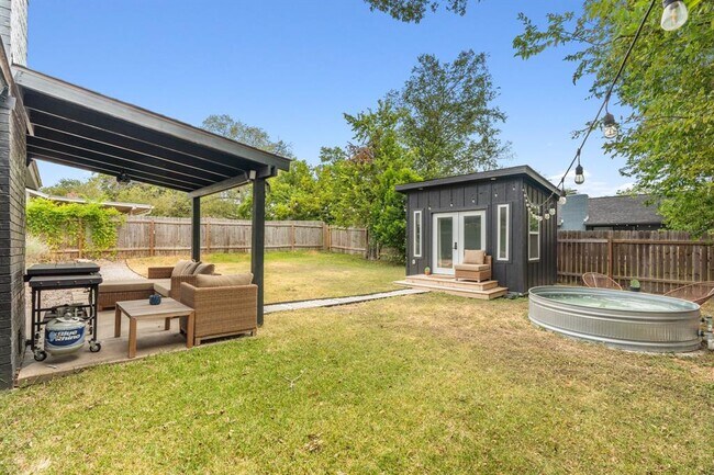 Building Photo - 1111 Speer Ln