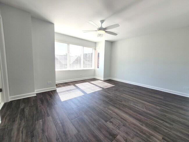 Building Photo - 1257 Gateway Ct