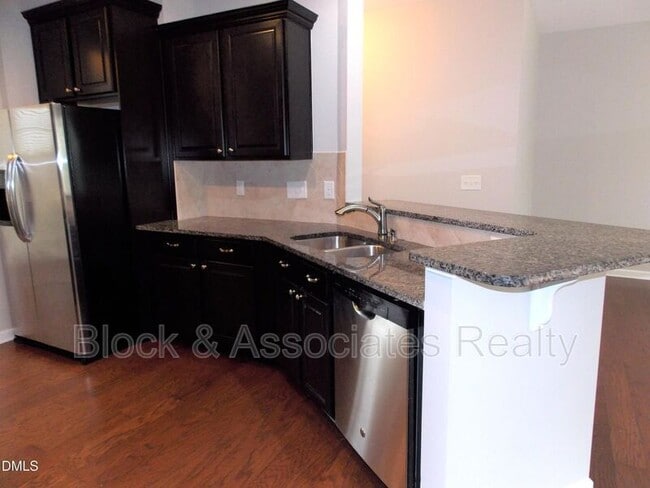 Building Photo - 603 Old Mill Village Dr