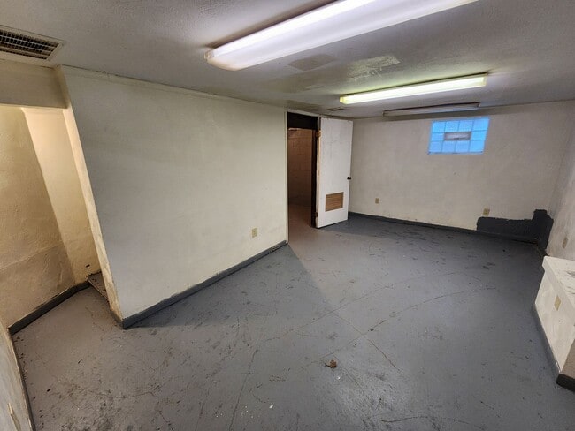 Building Photo - COMING SOON! This is a Lease-to-Own – Not ...
