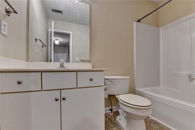 Building Photo - 3112 Sentinel Cir