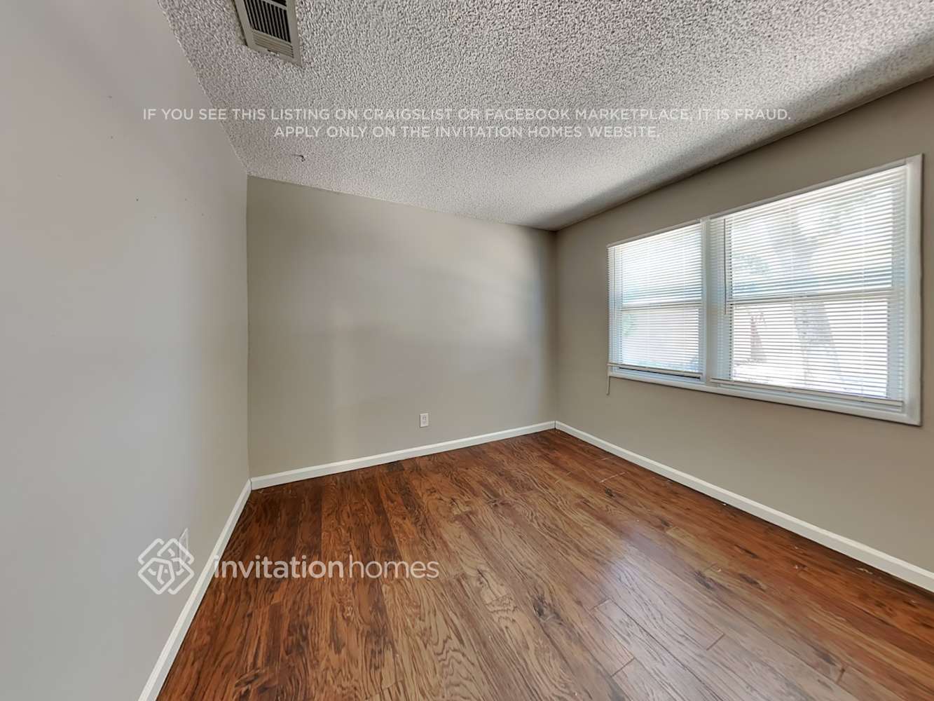 Building Photo - 7931 Newcastle Ave