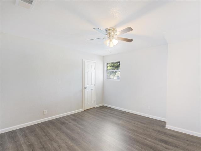 Building Photo - 2438 Lea Crest Dr