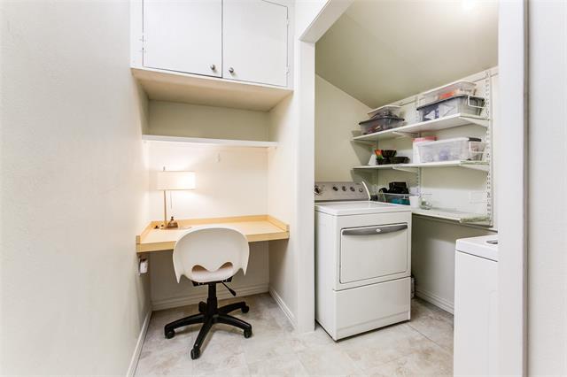 Building Photo - 424 Classen Dr