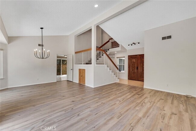 Building Photo - 12160 Crystal Ridge Way