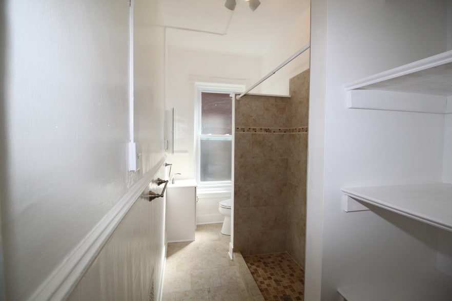 Bathroom - 3225 Joe Hammer Square