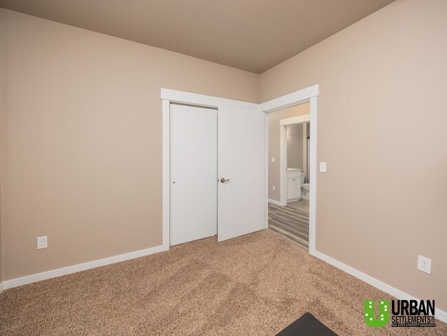 Building Photo - Charming 3-Bedroom Home in North Spokane –...