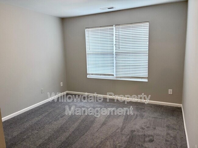 Building Photo - 954 Shining Wire Way