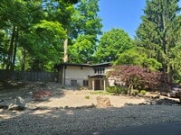 Building Photo - 4473 Maumee Dr