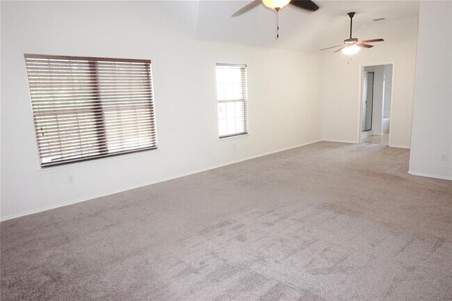 Building Photo - 12620 Summerwood Dr
