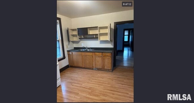 Building Photo - 826 24th St