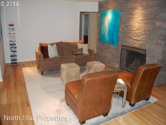 Building Photo - 4 br, 2.5 bath House - 9940 SW Terwilliger