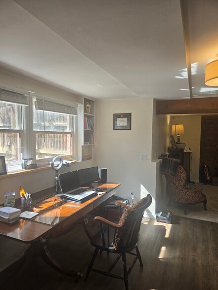 Building Photo - 1094 E 17th Ave