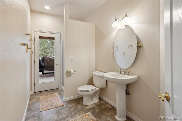 Building Photo - 10875 Yoemans Park Dr