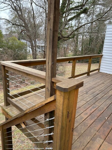 Building Photo - 1002 4th Street Dr NW