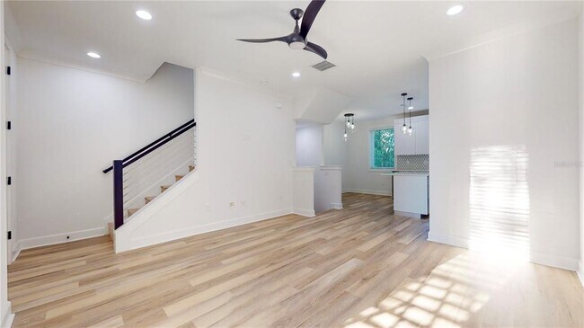 Building Photo - 1520 N Pierce St
