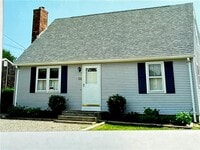 Building Photo - 72 Elm Rd