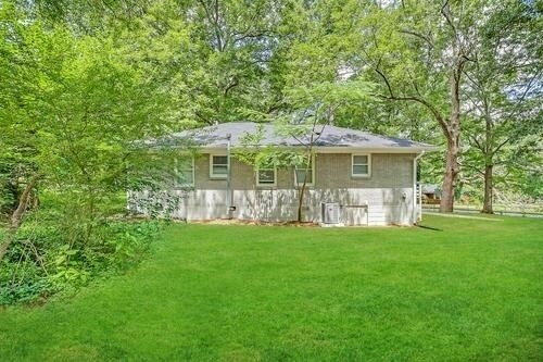 Building Photo - 2234 Holly Hill Dr