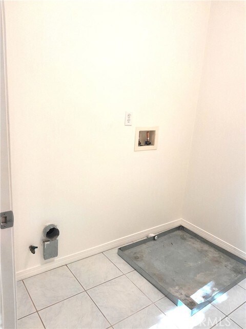 Building Photo - 76 Bixby Cir