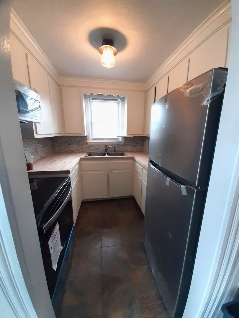 Building Photo - 7-9 Spring Street