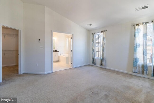 Building Photo - 23409 Berkeley Meadows Dr