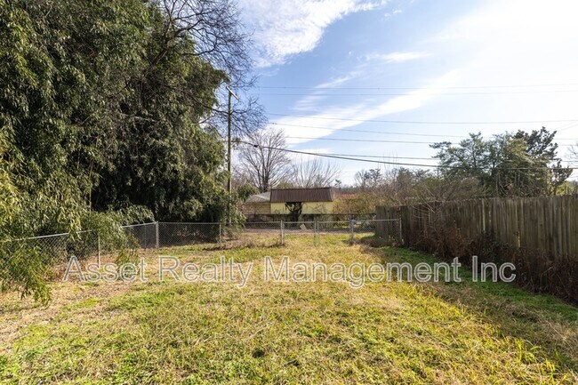 Building Photo - 1006 Freemason St