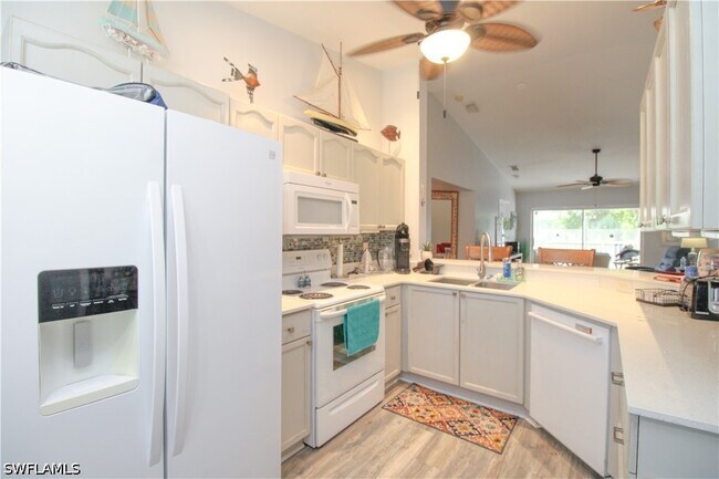 Building Photo - 28280 Pine Haven Way