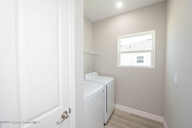 Building Photo - 1106 Homer St NW