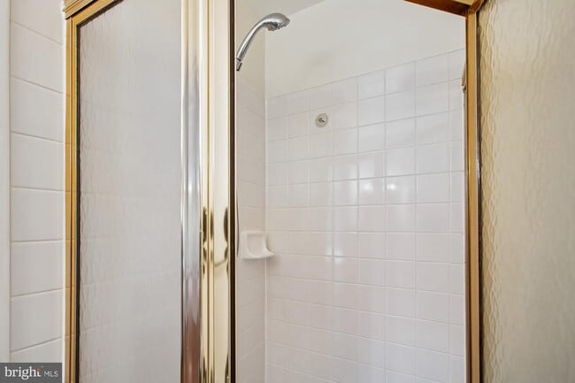 Building Photo - 6621 Edsall Rd