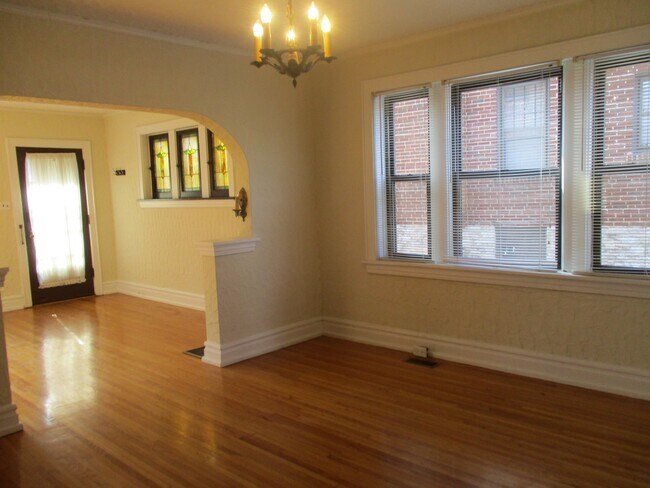 Building Photo - 1081 Terrace Dr