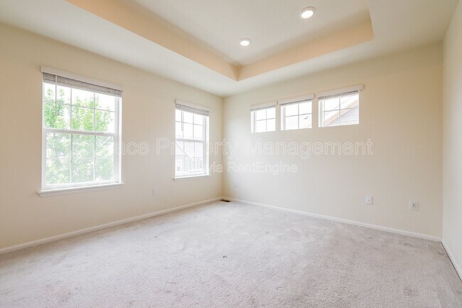 Building Photo - 17626 Olive St