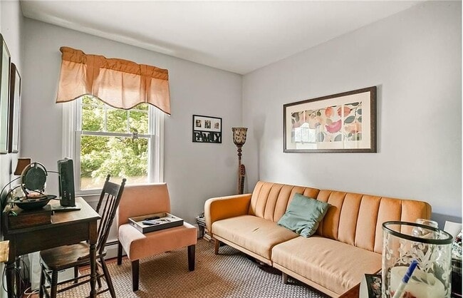 Building Photo - 3 Mary Dr