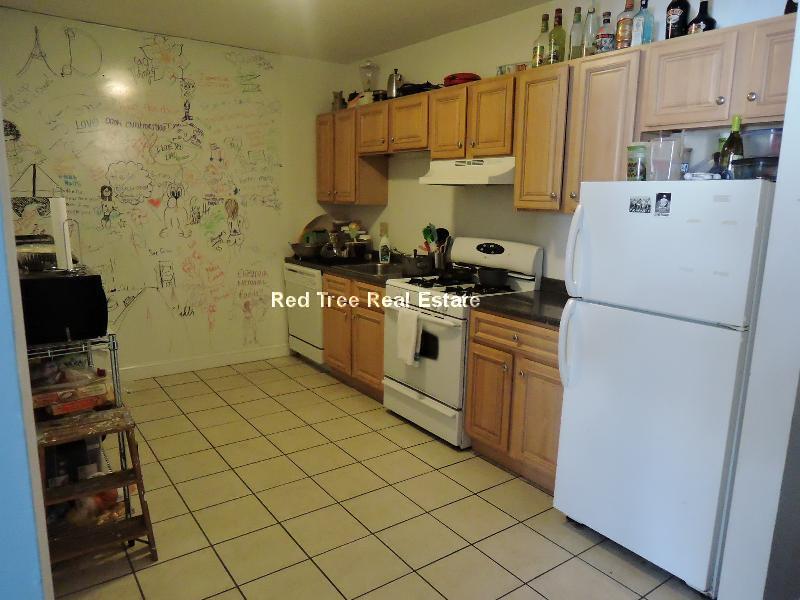 Building Photo - 23 Egremont Rd