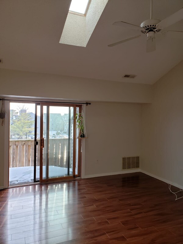 Building Photo - 5309 Ravens Crest Dr