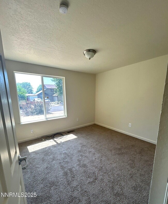Building Photo - 6745 Evening Star Dr