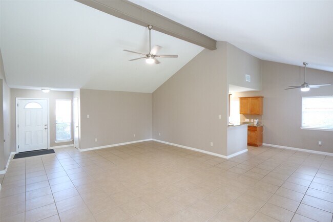 Building Photo - 915 Comstock Springs Dr