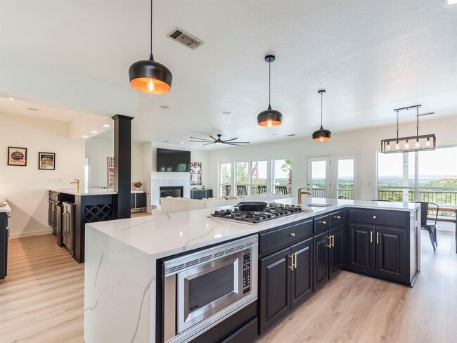 Building Photo - 22401 Briarview Dr