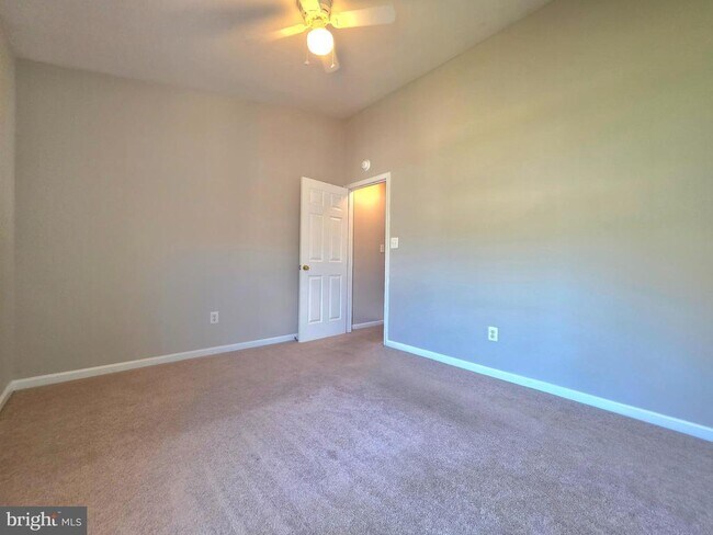Building Photo - 3643 Crosswater Ct