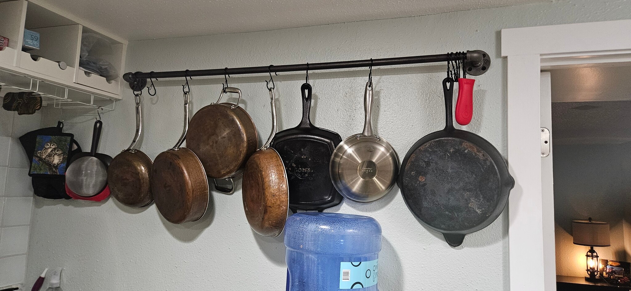 Pan rack. Minus all the pans. - 1867 SW 14th Ave