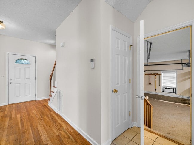 Building Photo - 217 Derby Downs Dr