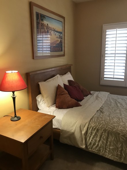 Guest Bedroom - 1133 9th St