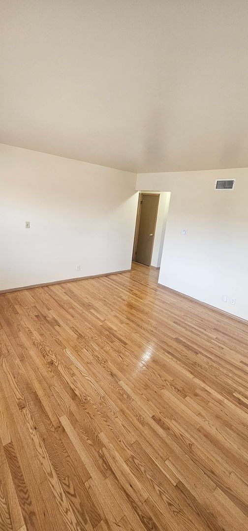 Building Photo - 5465 N 83rd St