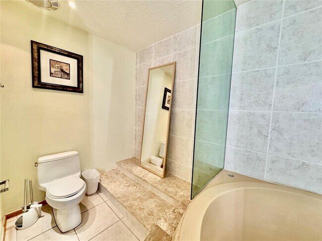 Building Photo - 101 Palm Harbor Pkwy