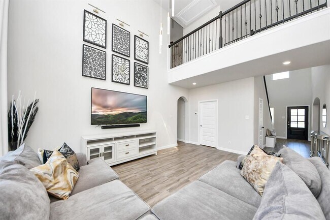 Building Photo - 5312 Cascade Ct