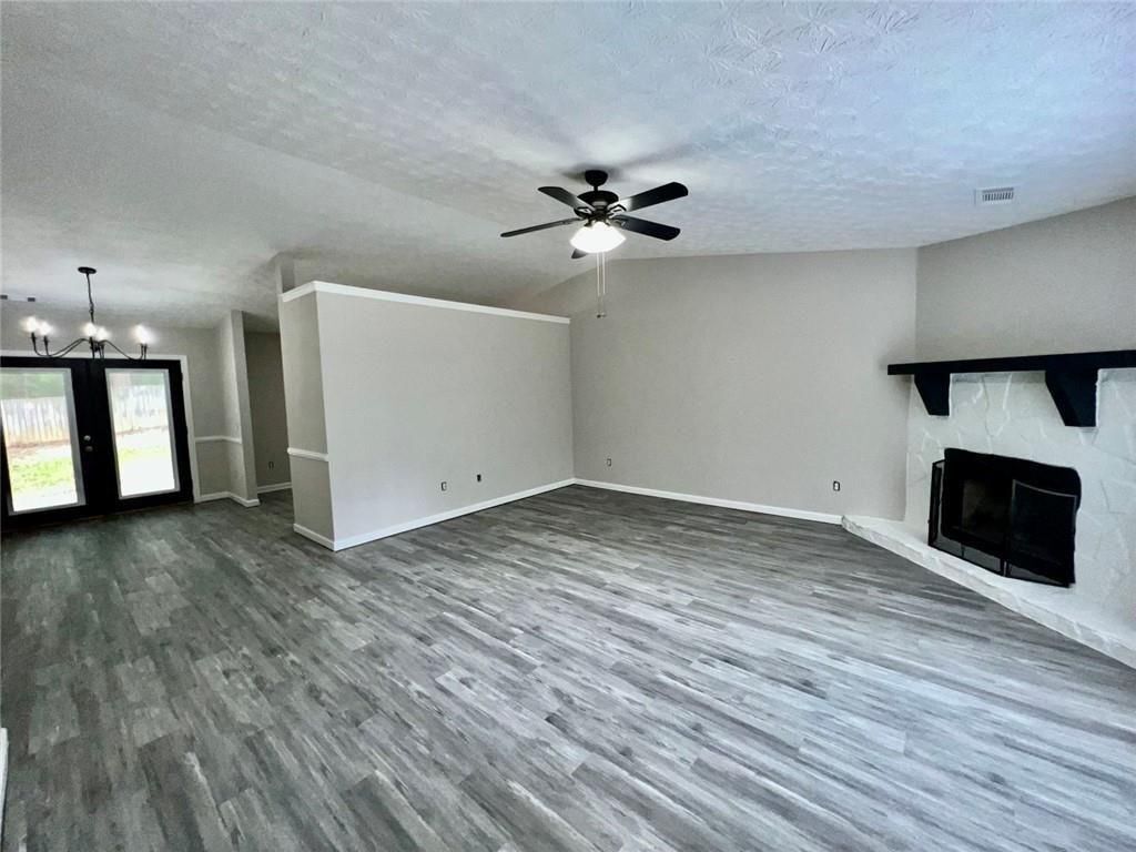 Building Photo - 5285 Sugar Crest Dr